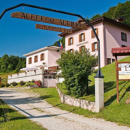 Albergo Alpino Da Tullio أفيو المظهر الخارجي الصورة